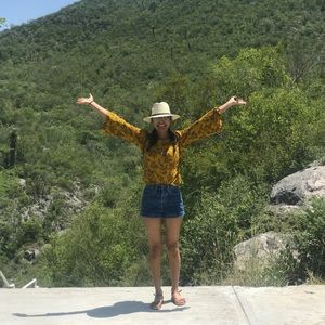 Meet your Posher, Diana